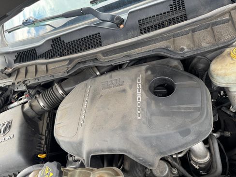 Used 2015 RAM 1500 Limited image 26