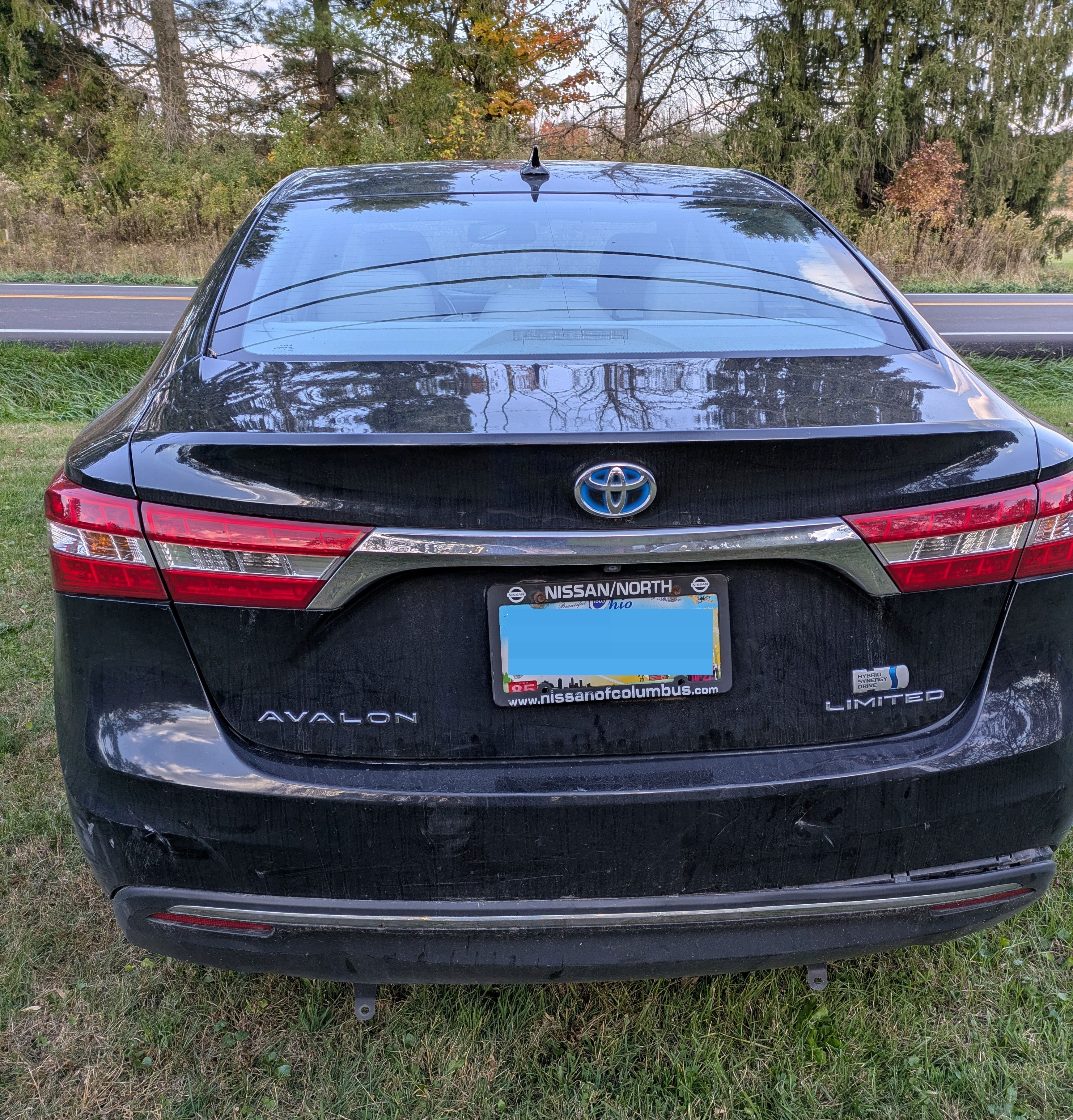 Used 2013 Toyota Avalon Limited FWD image 5