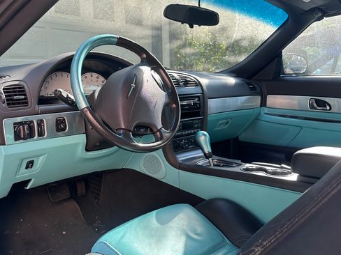 Used 2002 Ford Thunderbird image 10