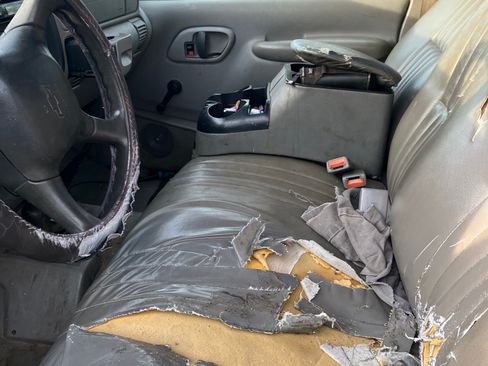 Used 1998 Chevrolet Silverado 1500 4x4 Extended Cab w/ Comfort & Convenience Pkg image 8