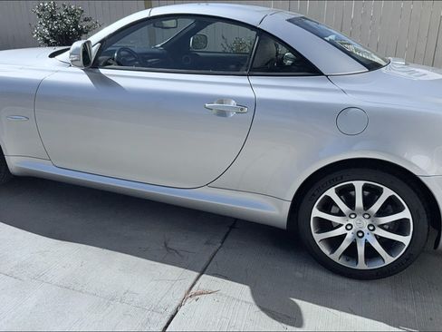 Used 2009 Lexus SC 430 Convertible image 1
