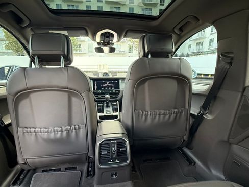 Used 2023 Porsche Macan image 23