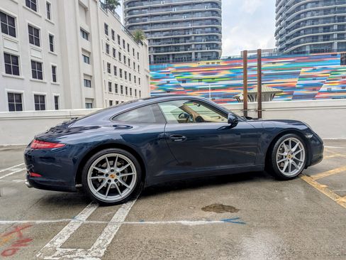 Used 2013 Porsche 911 GT3 RS image 6