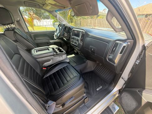 Used 2015 Chevrolet Silverado 2500 LT w/ LT Convenience Package image 11