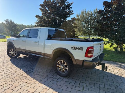 Used 2022 RAM 2500 Limited AWD/4WD image 5