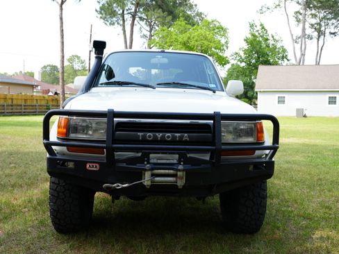 Used 1993 Toyota Land Cruiser image 2