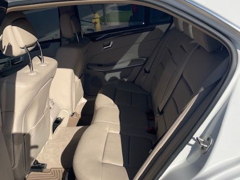 Used 2016 Mercedes-Benz E 350 Sedan image 11