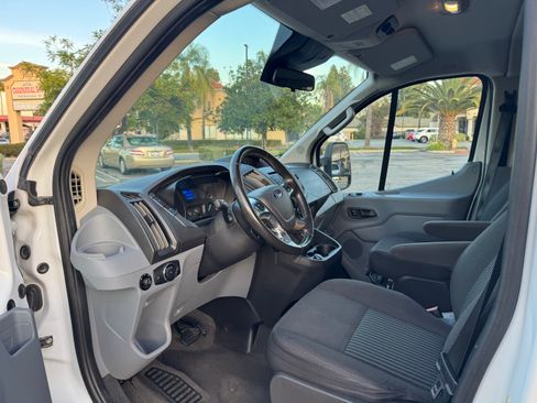 Used 2017 Ford Transit 150 XL image 23