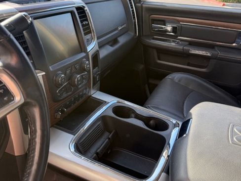 Used 2016 RAM 3500 Laramie image 11