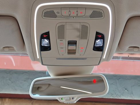 Used 2015 Audi A8 3.0T w/ Premium Package image 30