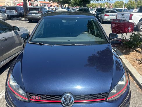 Used 2017 Volkswagen GTI Sport FWD image 8