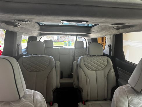 Used 2022 Hyundai Palisade Calligraphy FWD image 17
