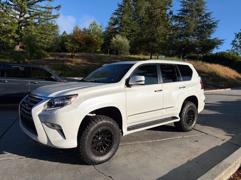 Used 2018 Lexus GX 460 Premium AWD/4WD image 1