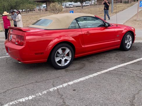 Used 2006 Ford Mustang GT Premium image 13