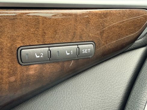 Used 2015 INFINITI Q50 Premium w/ Technology Package image 18