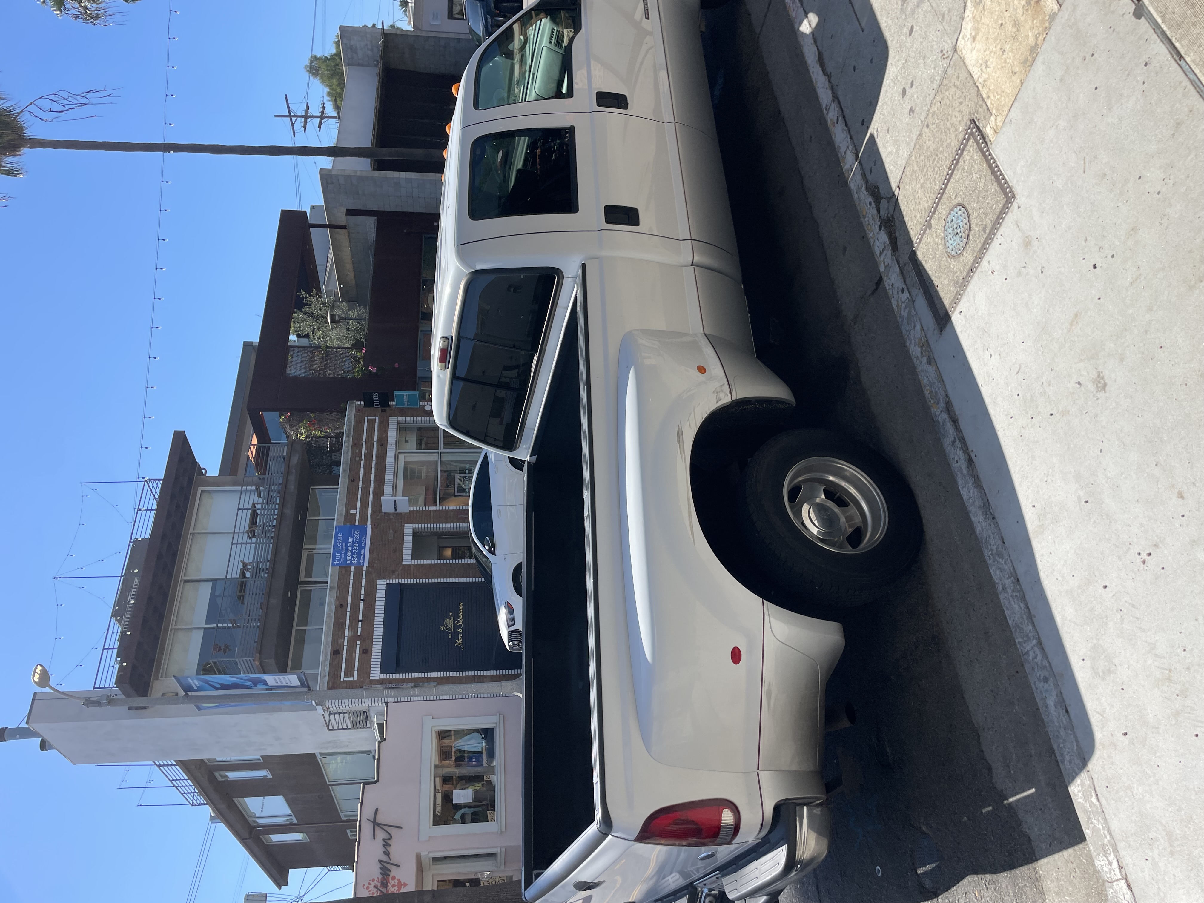 Used 1999 Ford F350 2WD Crew Cab DRW Super Duty image 2