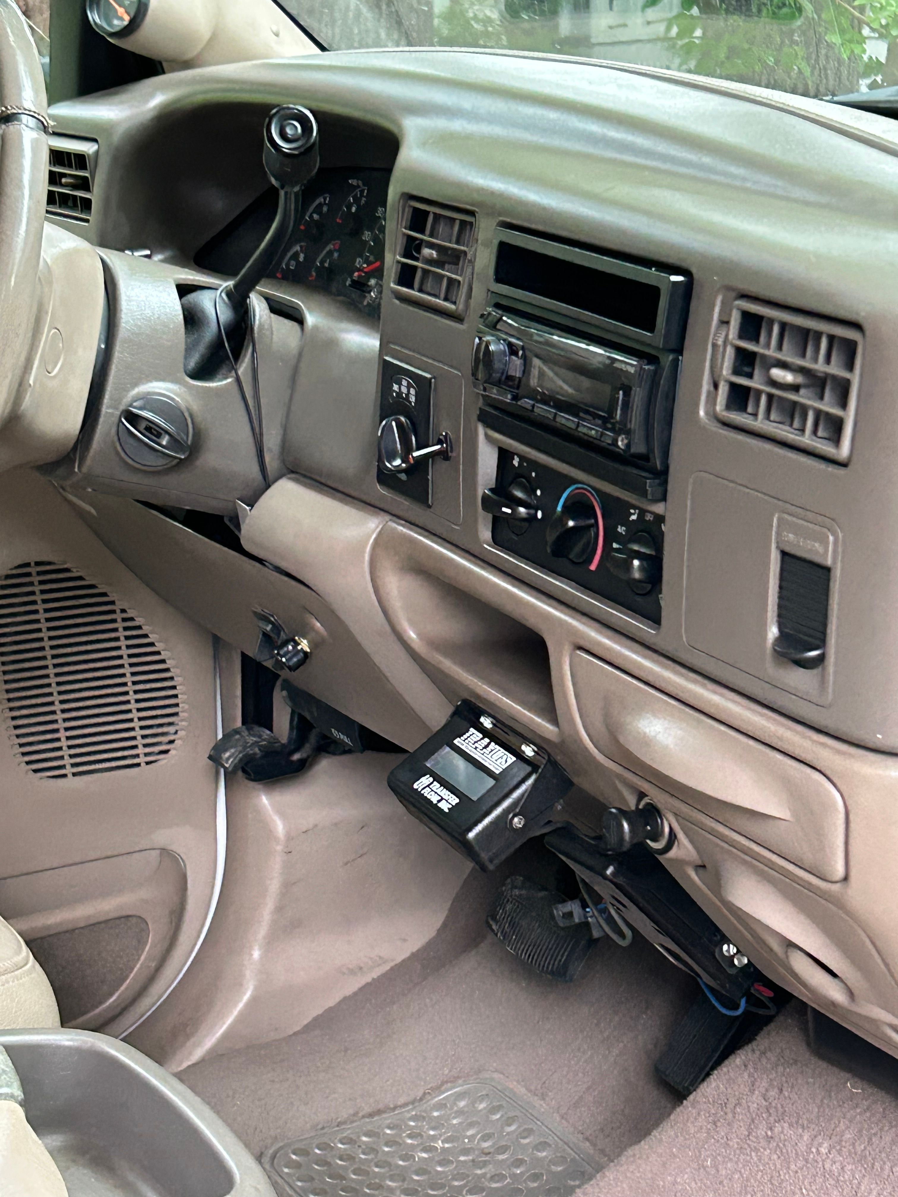 Used 2000 Ford F350 4x4 Crew Cab DRW Super Duty image 8