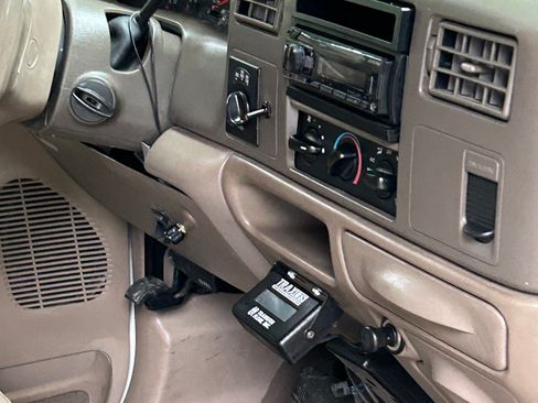 Used 2000 Ford F350 4x4 Crew Cab DRW Super Duty image 8
