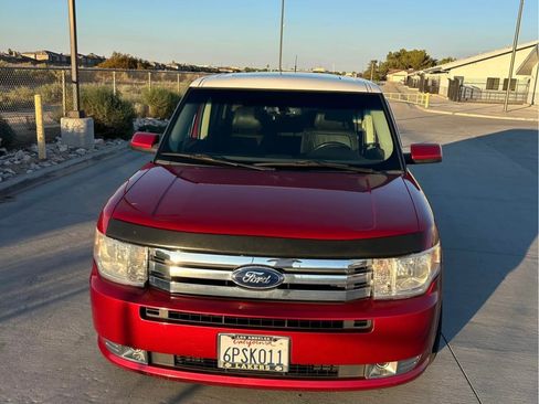 Used 2011 Ford Flex SEL w/ Rapid Spec Order Code image 1