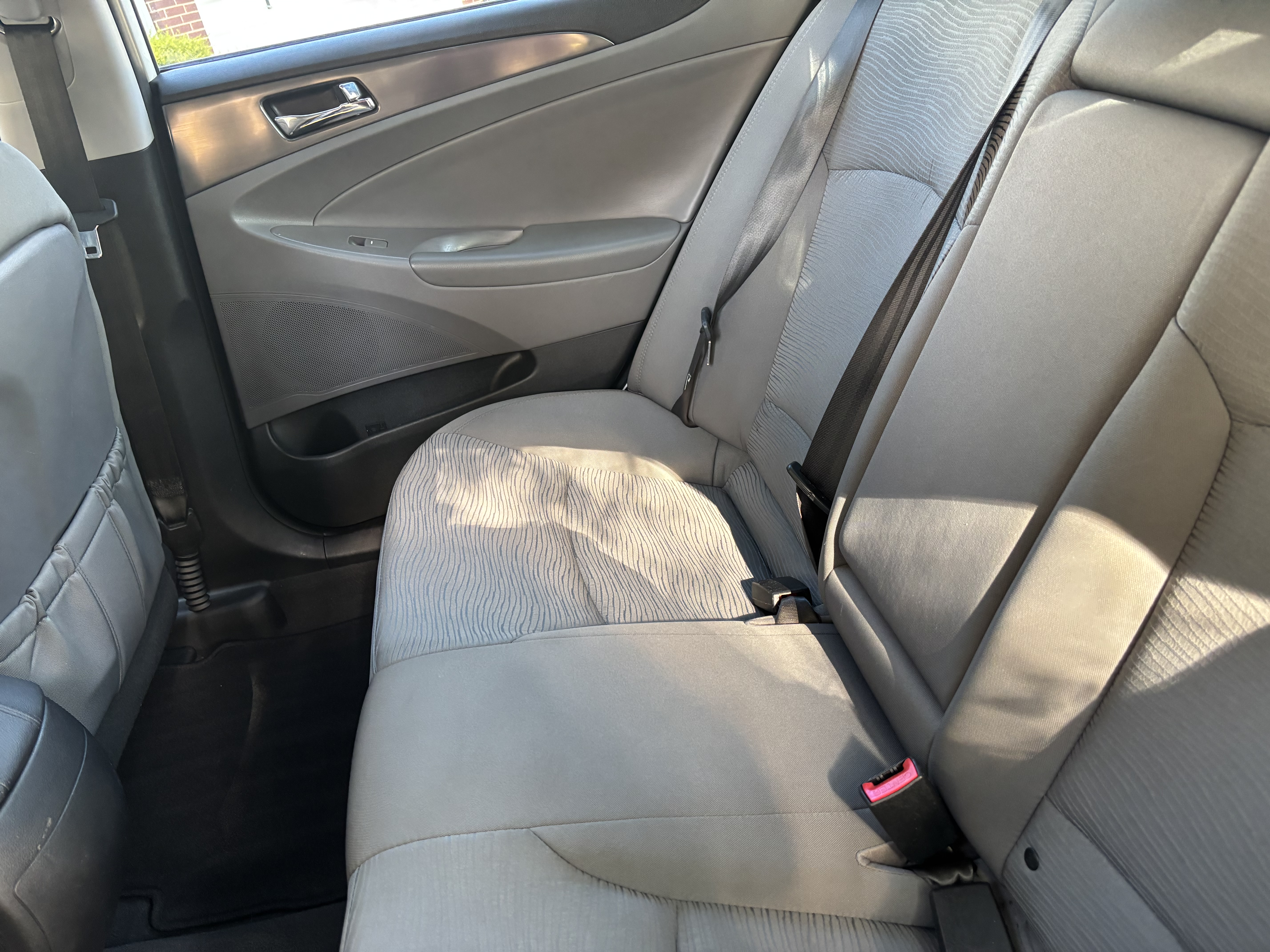 Used 2014 Hyundai Sonata Hybrid FWD image 11
