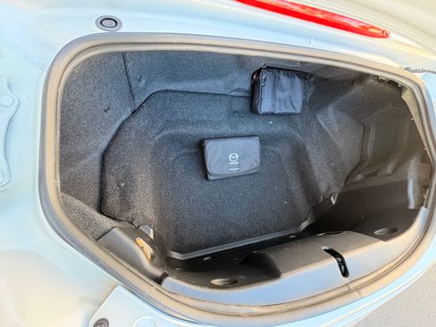 Used 2016 MAZDA MX-5 Miata Grand Touring RWD image 19