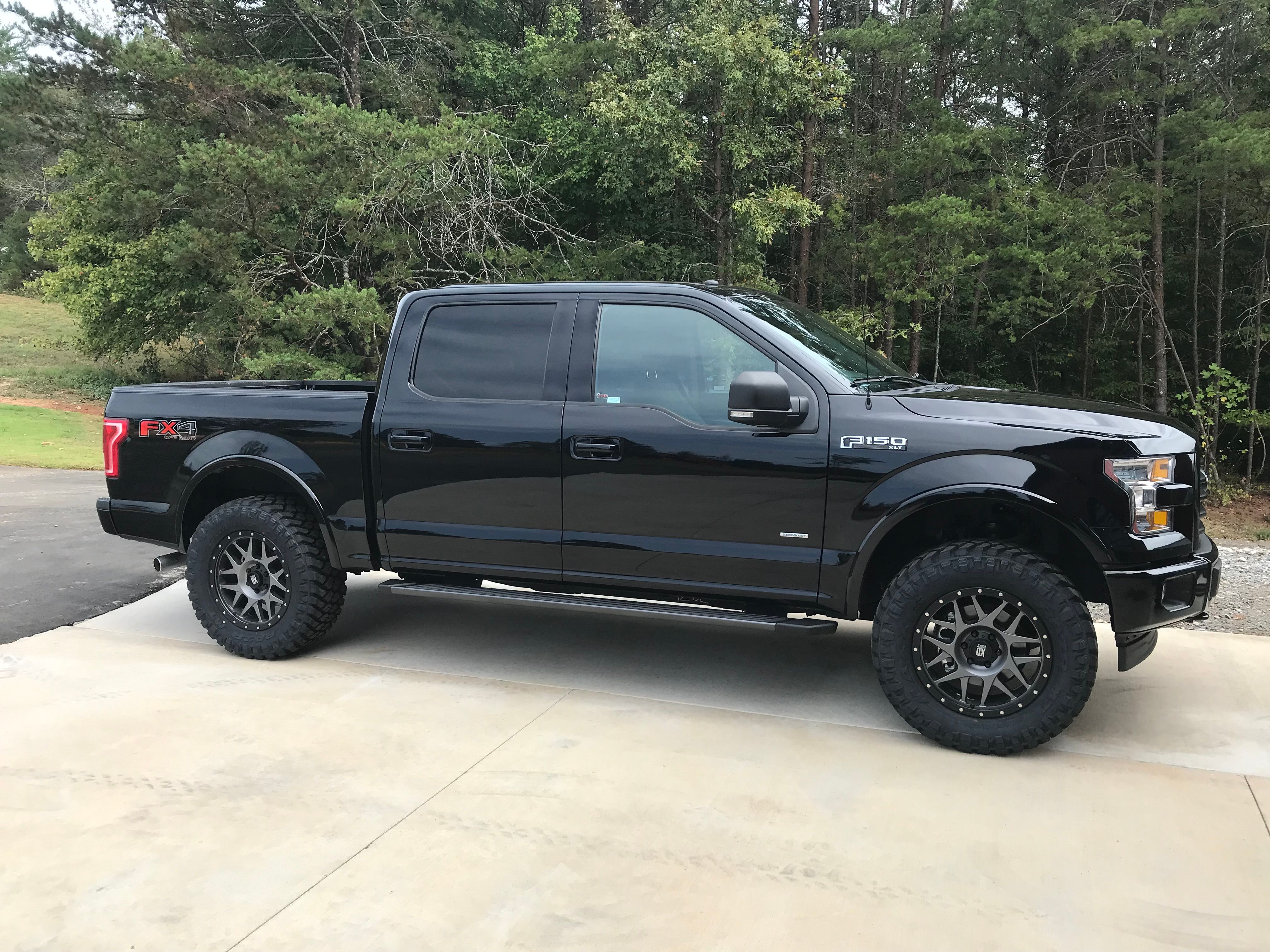 Used 2017 Ford F150 XLT w/ Equipment Group 302A Luxury AWD/4WD image 1