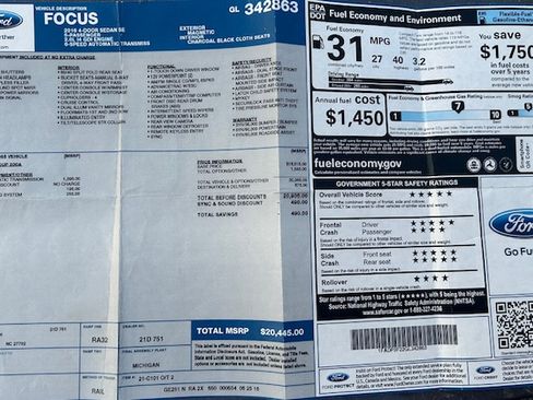 Used 2016 Ford Focus SE w/ Reverse Sensing Package image 16