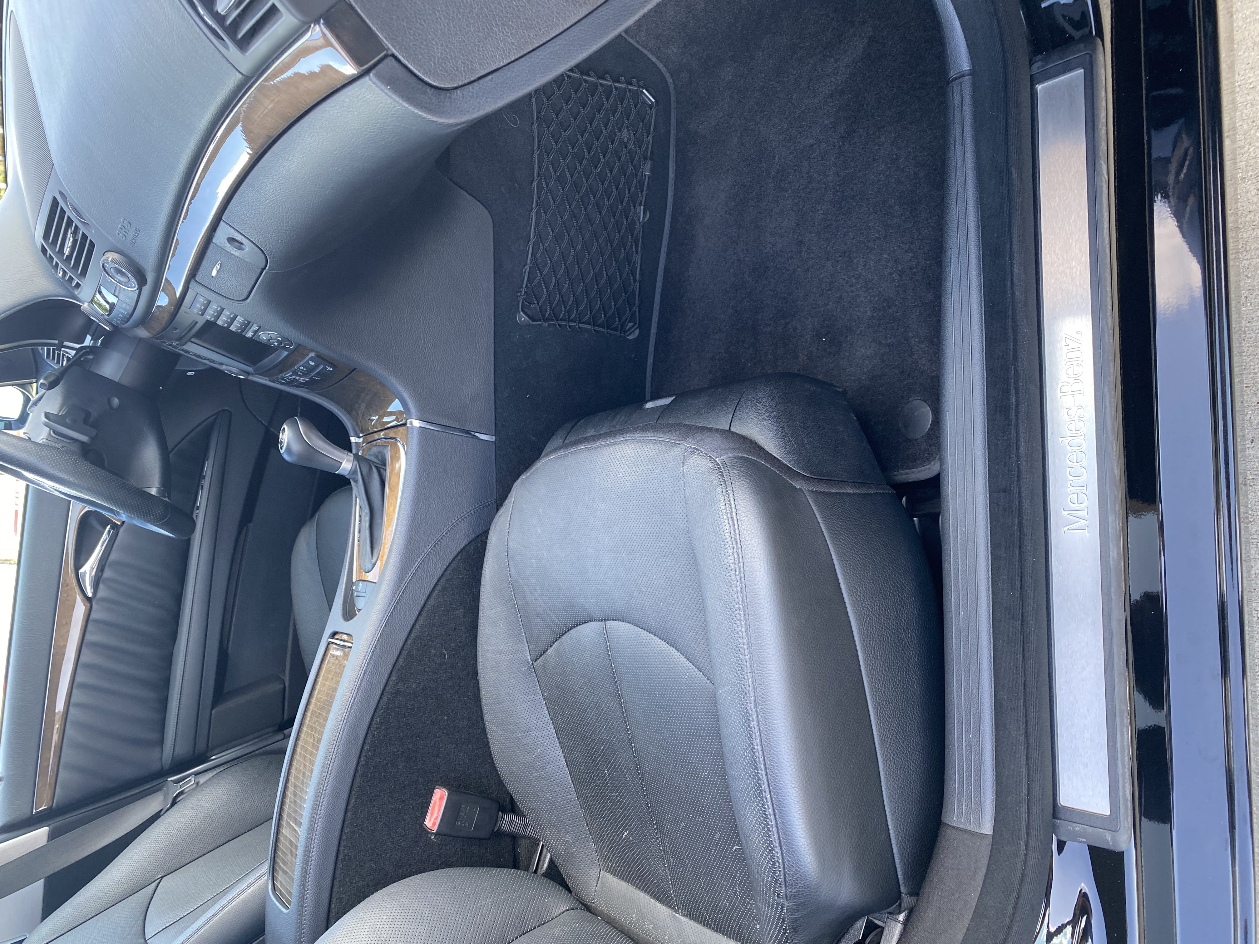 Used 2009 Mercedes-Benz E 550 Sedan image 21