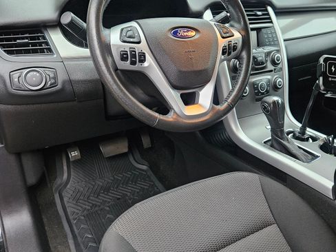 Used 2013 Ford Edge SEL image 9