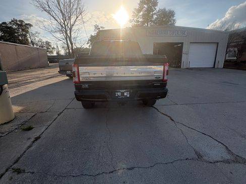 Used 2023 Ford F150 Platinum image 6