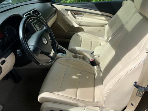 Used 2008 Volkswagen Eos 2.0T image 6