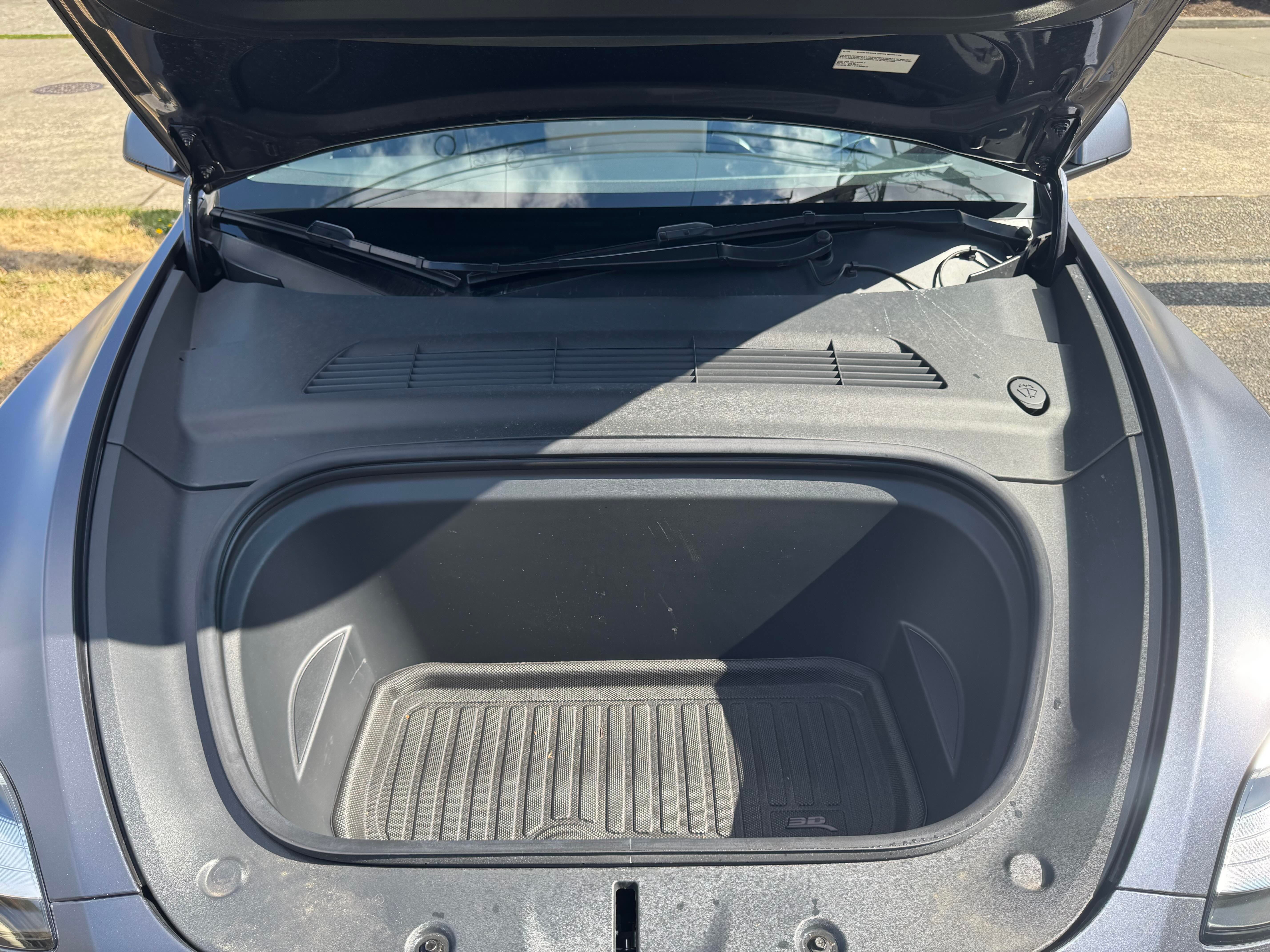 Used 2022 Tesla Model Y Long Range AWD/4WD image 6