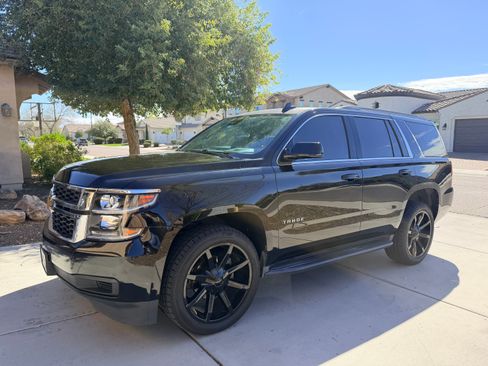Used 2016 Chevrolet Tahoe LT image 1