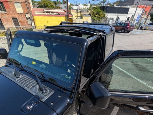 Used 2023 Jeep Wrangler Sport image 11