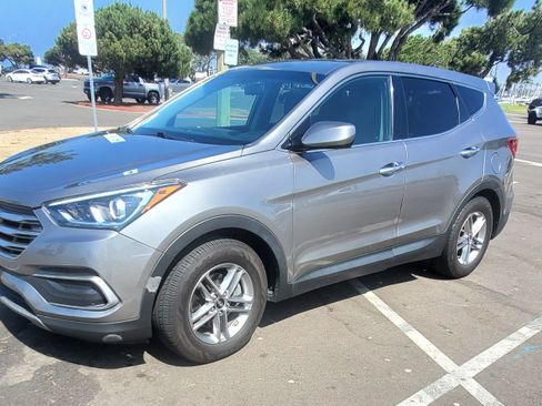 Used 2018 Hyundai Santa Fe Sport image 9