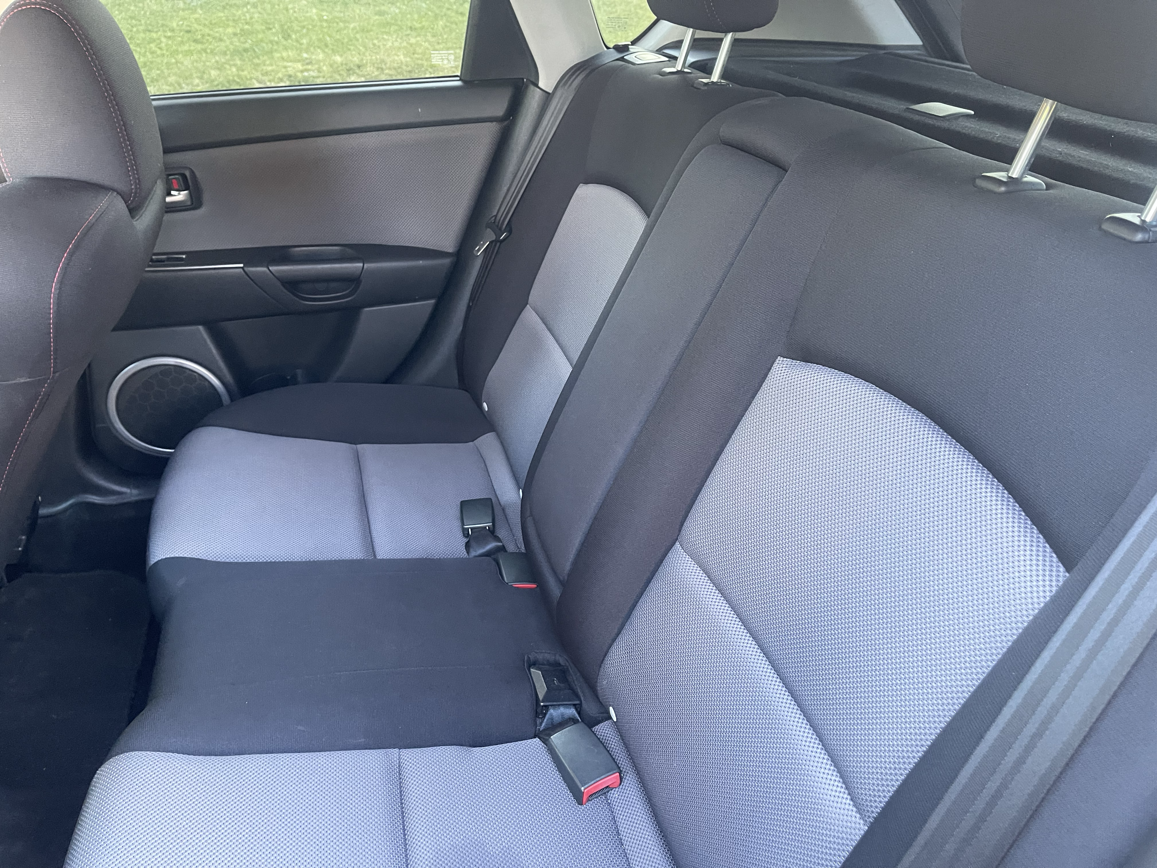 Used 2008 MAZDA MAZDA3 FWD image 13
