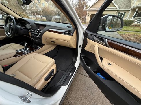 Used 2016 BMW X3 xDrive28i image 10