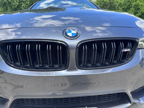 Used 2018 BMW M4 Convertible RWD image 20