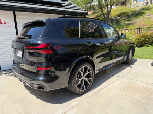 Used 2025 BMW X5 xDrive50e w/ Executive Package AWD/4WD image 6