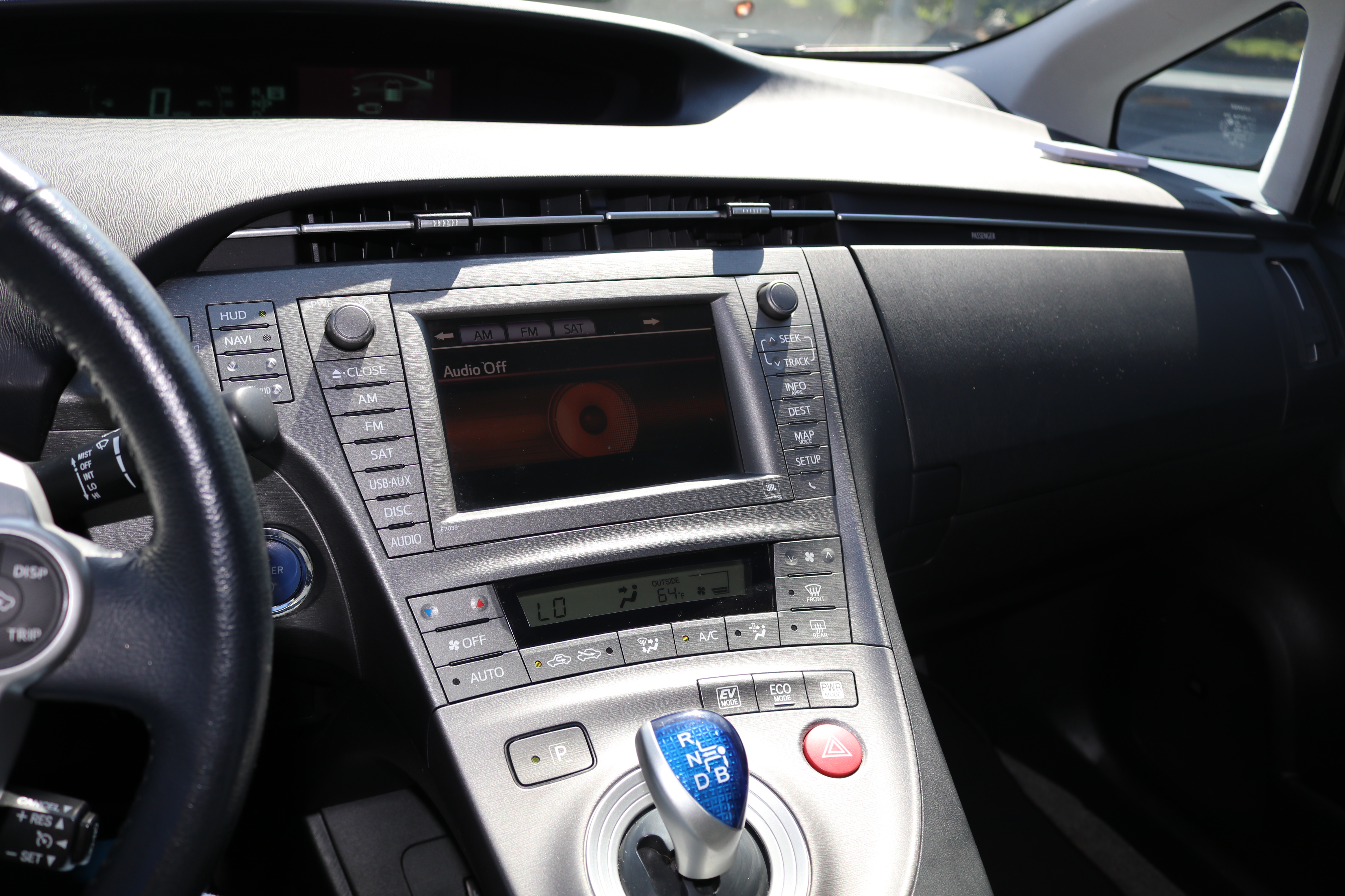 Used 2015 Toyota Prius Four w/ Deluxe Solar Roof Package FWD image 20