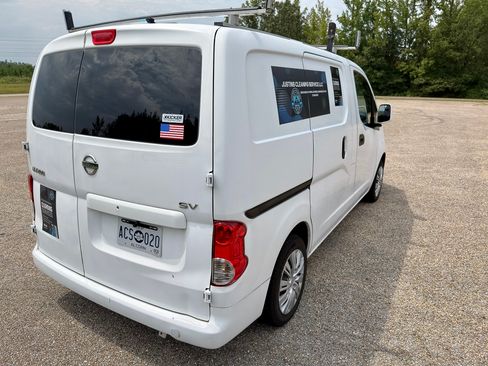 Used 2015 Nissan NV200 SV w/ Back Door Glass Package FWD image 10