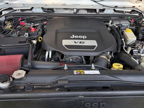 Used 2016 Jeep Wrangler Unlimited Sport w/ Quick Order Package 24S image 26