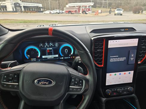 Used 2024 Ford Ranger Raptor image 5