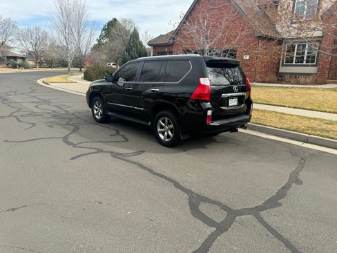 Used 2013 Lexus GX 460 Premium image 4