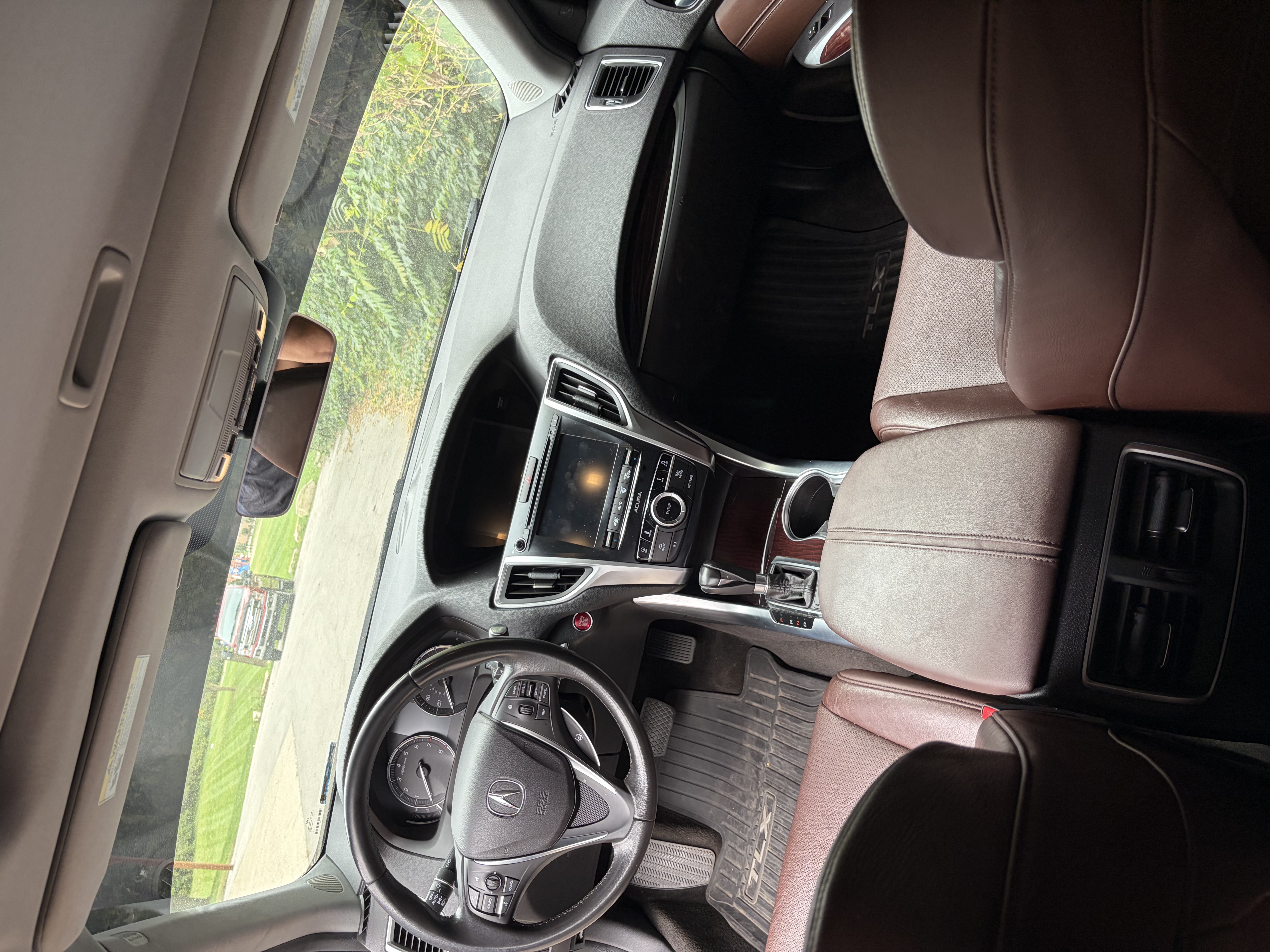 Used 2015 Acura TLX w/ Technology Package FWD image 12