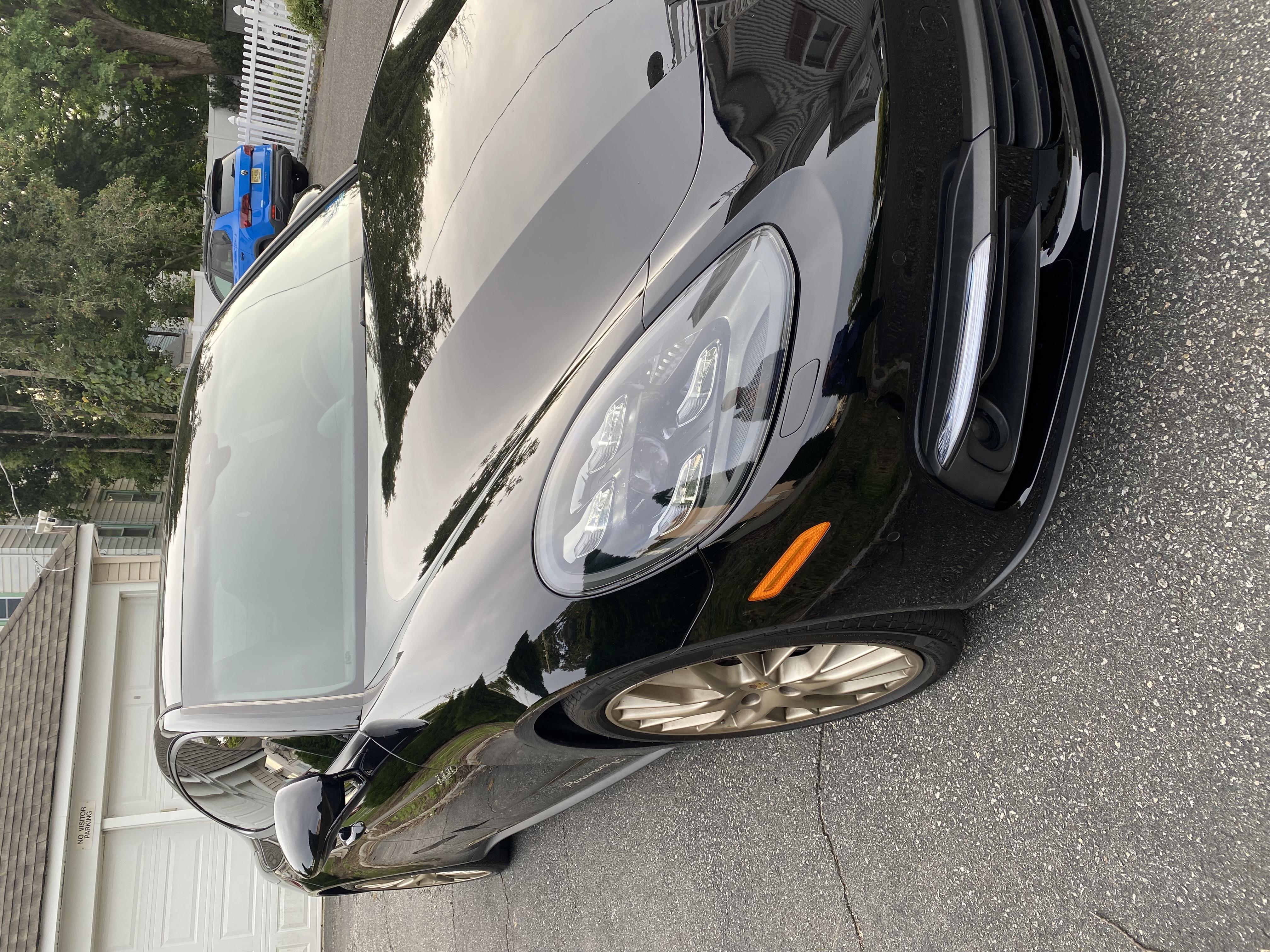Used 2020 Porsche Panamera 4 AWD/4WD image 4