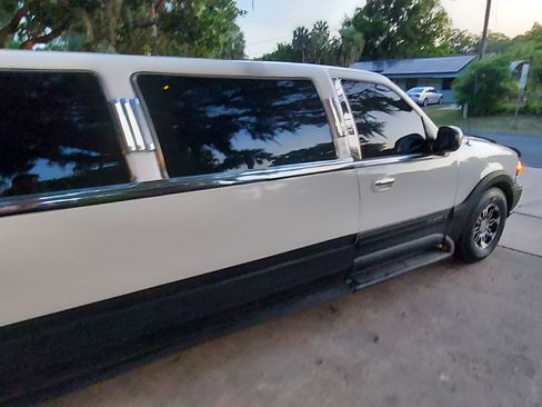 Used 1999 Lincoln Navigator 2WD image 20