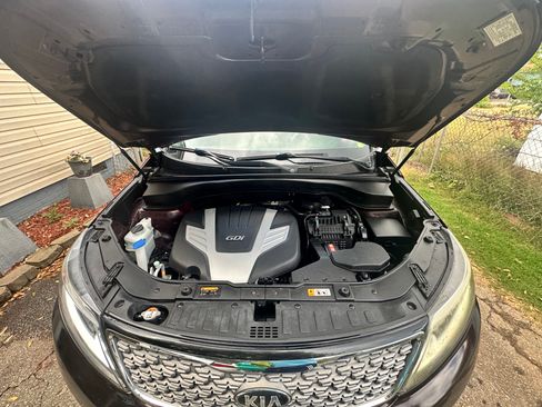 Used 2014 Kia Sorento SX w/ 3rd Row Package image 2