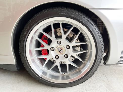 Used 2004 Porsche 911 Carrera 4S image 14