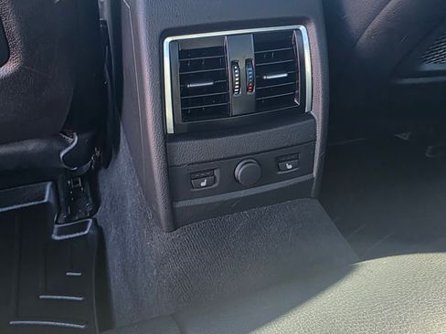 Used 2017 BMW 328d xDrive Sedan image 10